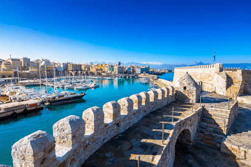 things to do in Heraklion, Scenic Walk Along the Waterfront